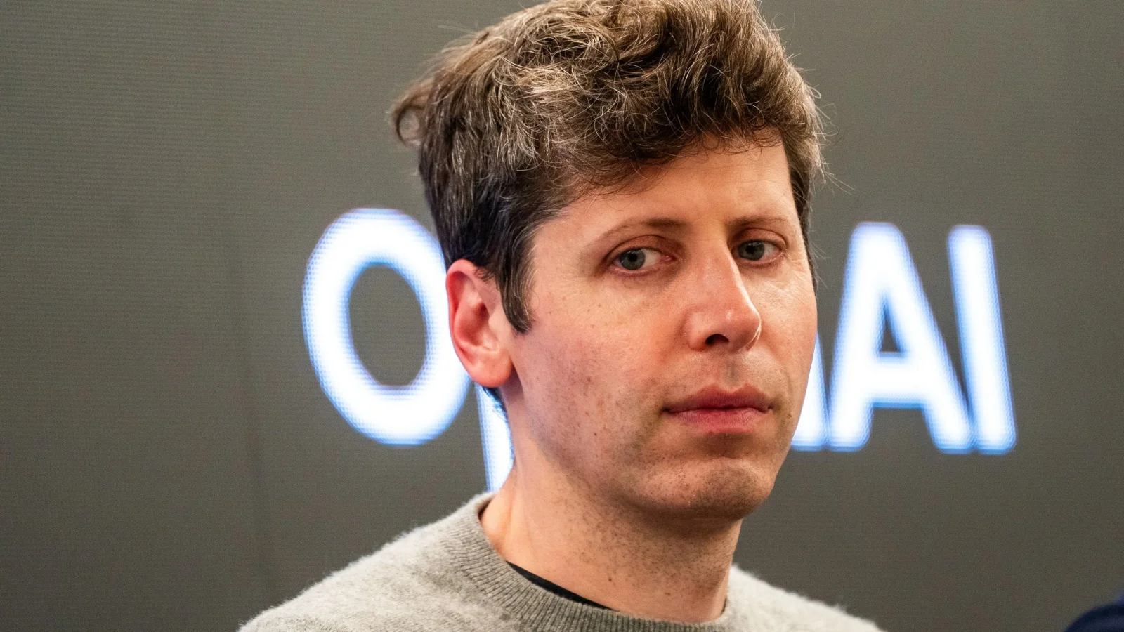 "OpenAI" rəhbəri Sam Altman "Anthropic" və ABŞ hökumətini süni intellekt üzrə əməkdaşlığa çağırdı