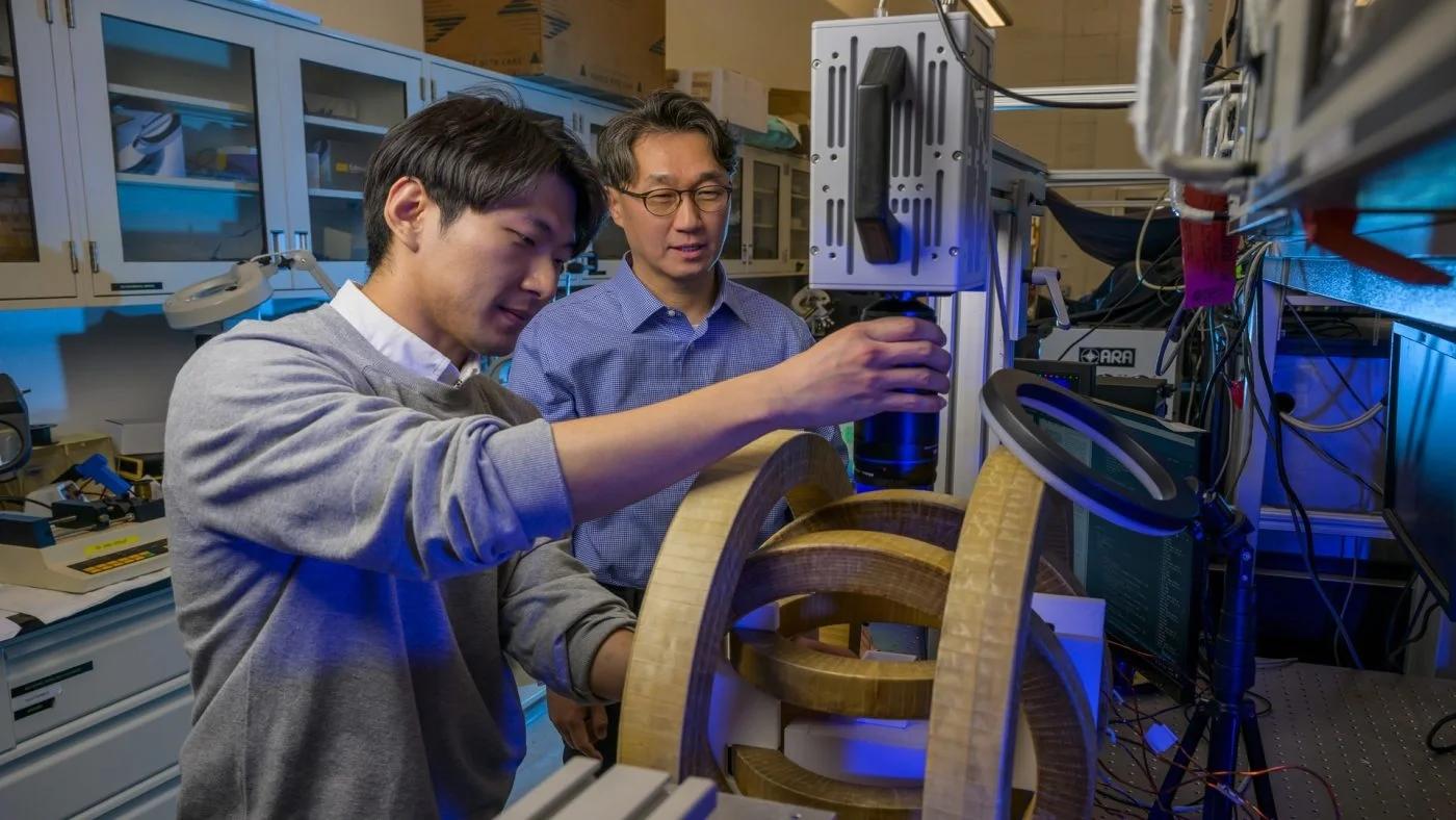 Alimlər mikrorobotları kameralarsız idarə edən yeni maqnit sistemi hazırlayıblar