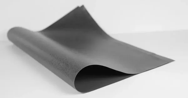 İnternetdə yayılan "iPhone Fold" qutudan çıxarma videosu niyə saxtadır?