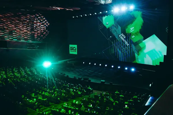 "GoCloud 2026" konfransında "Cloud.ru" LLM və süni intellekt əsaslı yeni məhsullarını nümayiş etd...