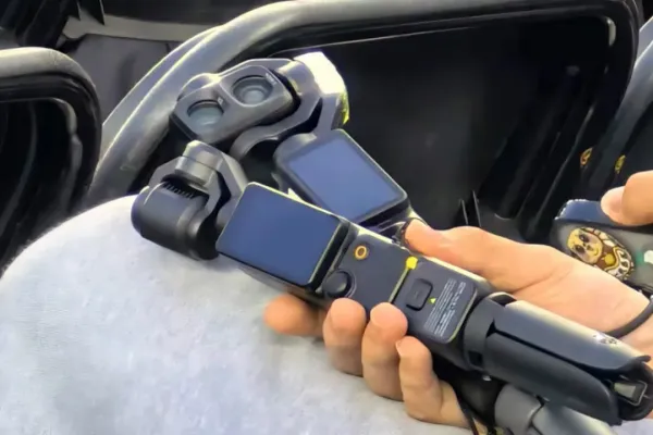 "DJI Osmo Pocket 4" kamerasının ikili linzaya malik "Pro" versiyasının görüntüləri yayılıb