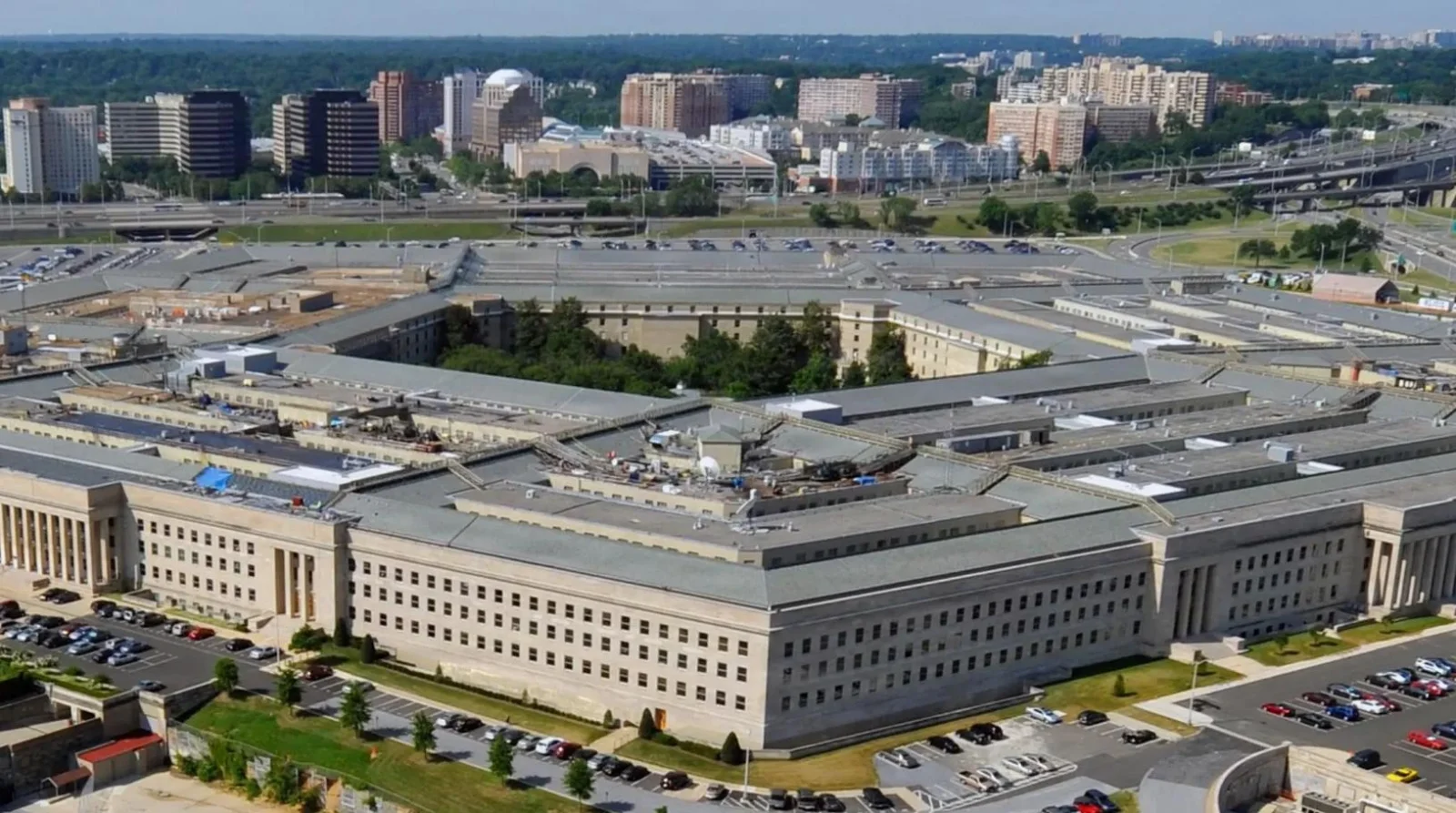 "Google" məxfi layihələrdə "Gemini"nin tətbiqi üçün Pentaqonla danışıqlar aparır