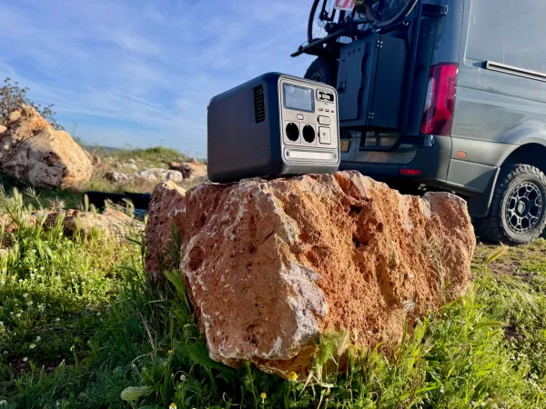 "DJI Power 1000 Mini" Portativ Enerji Stansiyasının İcmalı: Kiçik Ölçüdə Böyük Güc