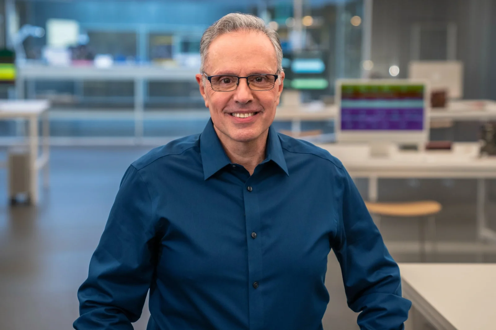 "Apple" şirkətində rəhbər dəyişikliyi: Johny Srouji aparat təminatı üzrə baş direktor oldu