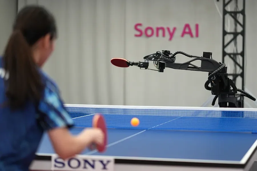 "Sony"nin süni intellektlə işləyən "Ace" robotu peşəkar stolüstü tennisçiləri məğlub edib