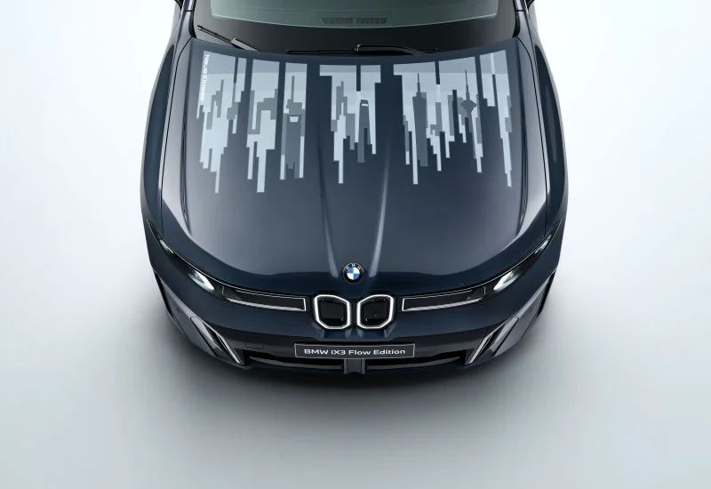 "BMW iX3 Flow Edition": Rəngini dəyişən avtomobil kapotu nümayiş olundu