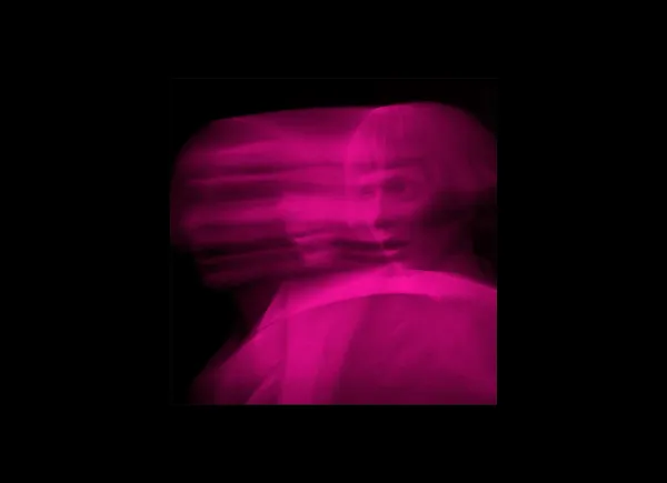 "Tomora" layihəsinin "Come Closer" albomu: 90-cı illərin rəqs musiqisinə sevgi məktubu