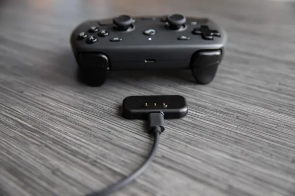 "Valve" şirkəti yeni "Steam Controller" pultunu "Steam Machine" konsolu olmadan satışa çıxarır