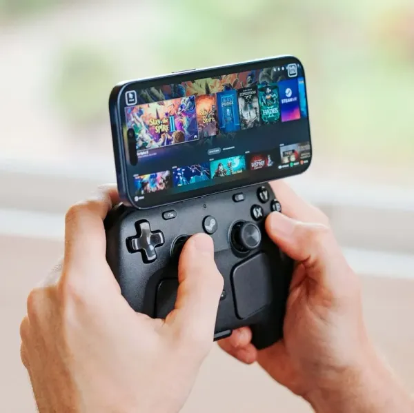 "Mechanism" şirkəti yeni "Steam Controller" üçün "Basegrip" telefon tutacağını təqdim etdi
