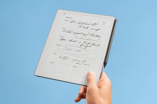 "Remarkable" rəngli ekrandan imtina edən yeni "Paper Pure" E Ink planşetini təqdim etdi