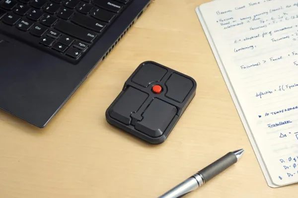 "Ploopy" şirkəti "ThinkPad" noutbuklarının məşhur "TrackPoint"ini portativ siçana çevirdi