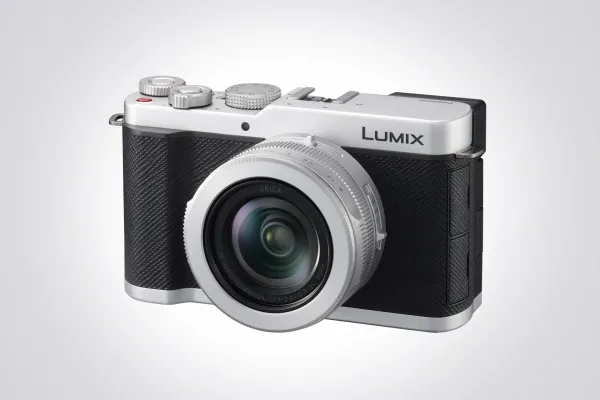"Panasonic" fotoqraflar üçün yeni kompakt "Lumix L10" kamerasını təqdim etdi