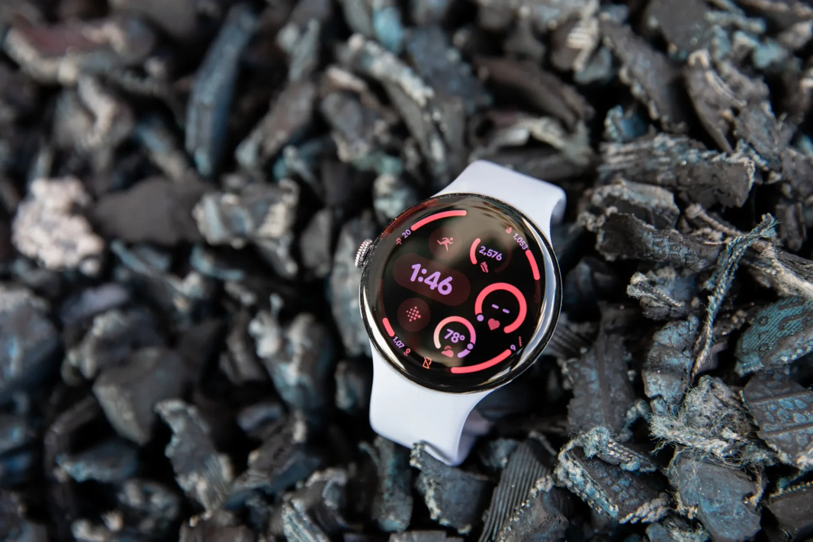 "Google" yeni "Wear OS 7" sistemini təqdim etdi: "Live Updates" və süni intellekt