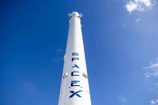 "SpaceX"in IPO sənədləri İlon Maskın şirkətləri arasındakı maliyyə asılılığını üzə çıxarıb
