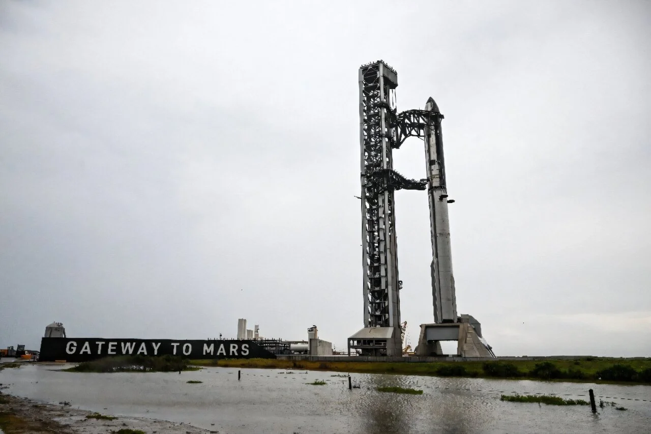 "SpaceX" texniki nasazlığa görə "Starship V3" raketinin buraxılışını təxirə saldı