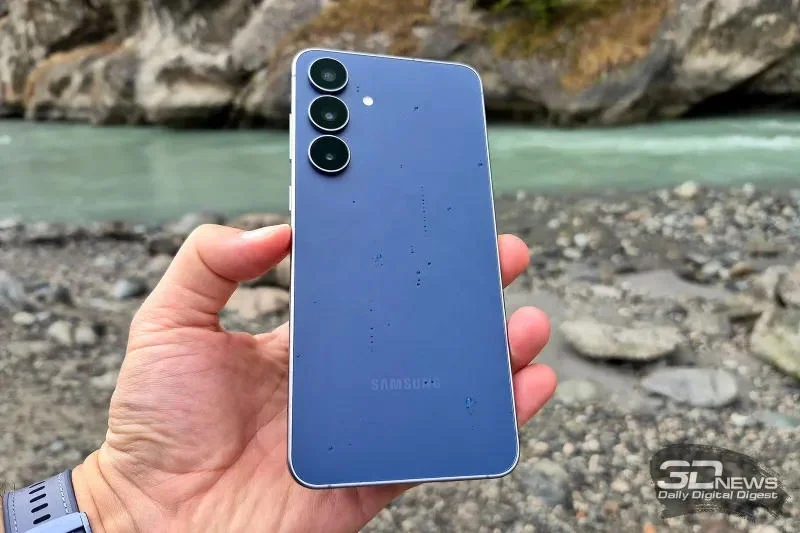 Samsung-un flaqman smartfonlarının qiyməti bahalaşacaq