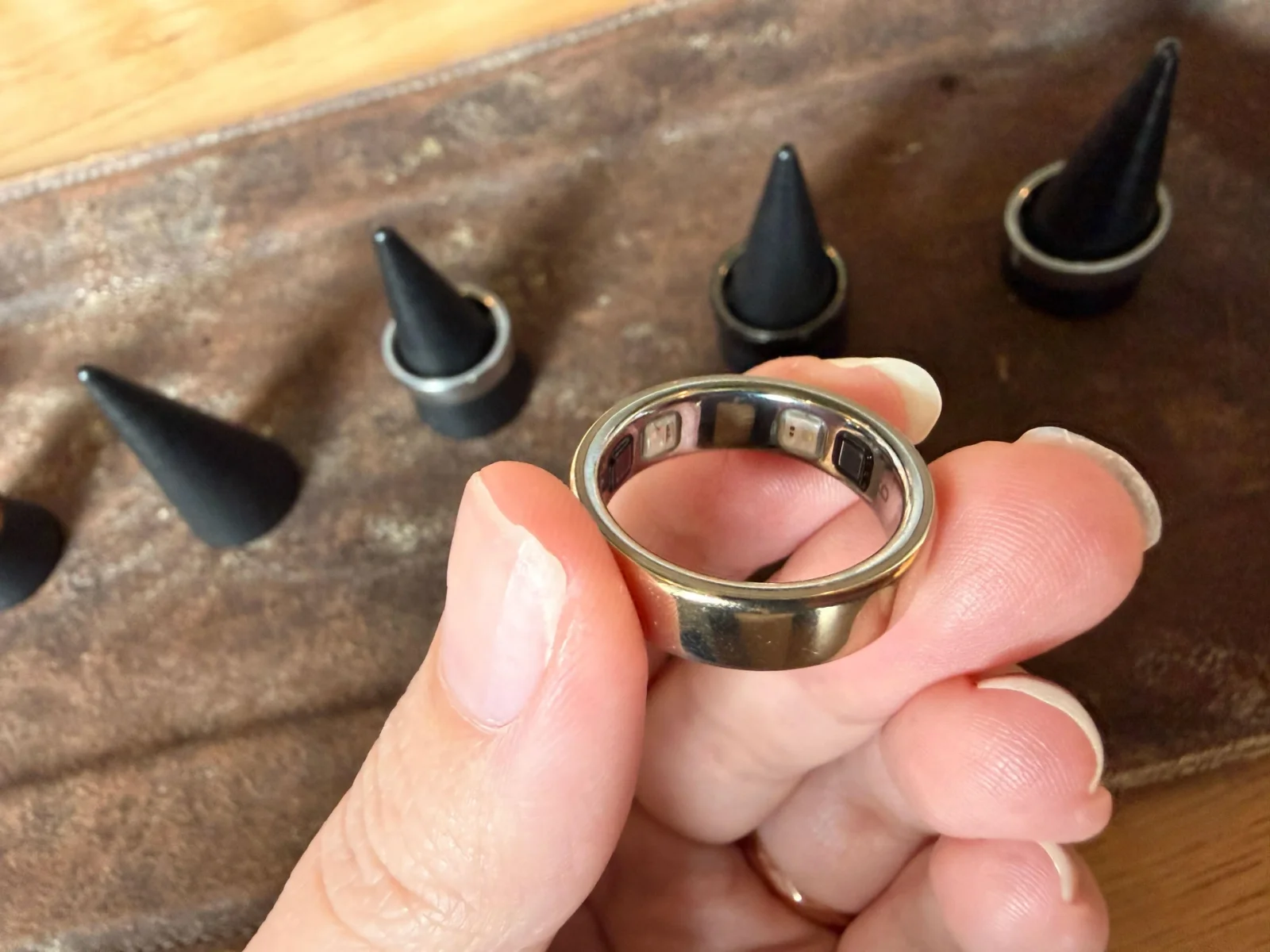 Oura Ring 5 təqdim edildi: Daha kiçik, yüngül və funksional