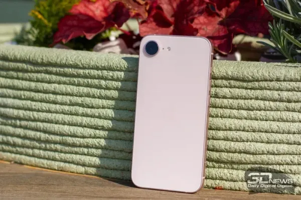 Rusiyada "Apple"-ın yeni "MacBook Neo" və "iPhone 17e" modellərinə tələbat artıb