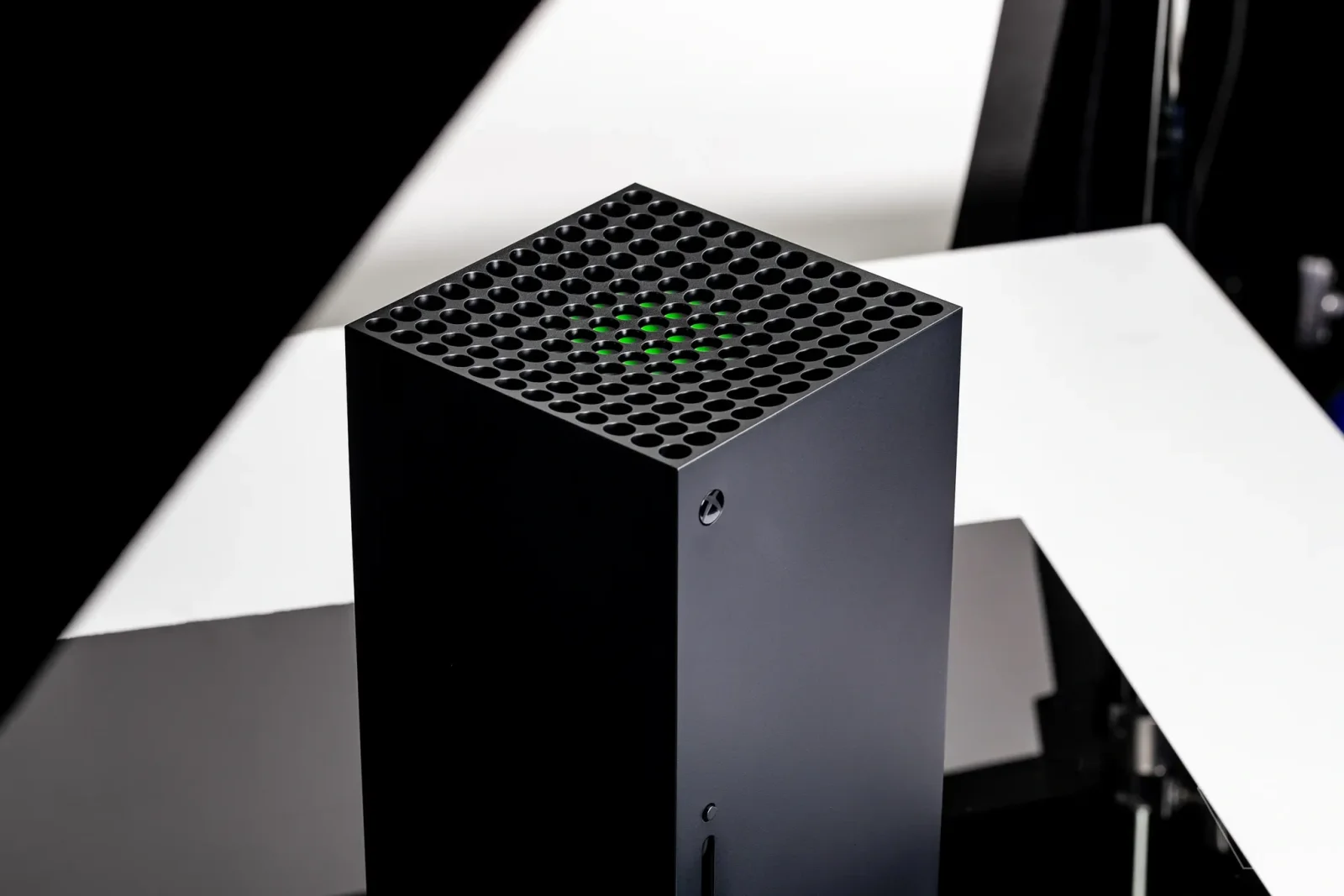 Microsoft "Xbox" konsollarının qiymətini 150 ABŞ dollarınadək artırır