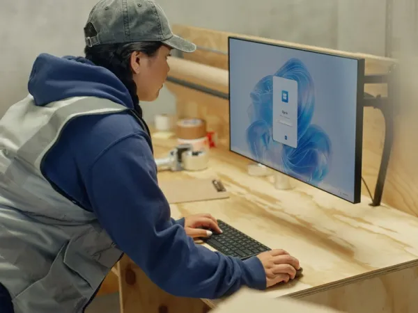 Microsoft gözlənilmədən Windows 10 üçün təhlükəsizlik dəstəyini bir il uzatdı