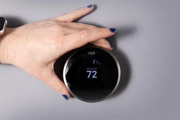 Nest: Termostat bazarını dəyişdirən texnoloji inqilabın hekayəsi