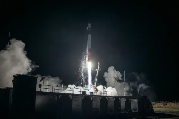 Rocket Lab kosmik bazarda SpaceX-ə rəqib olmaq üçün Iridium-u 8 milyard dollara alır