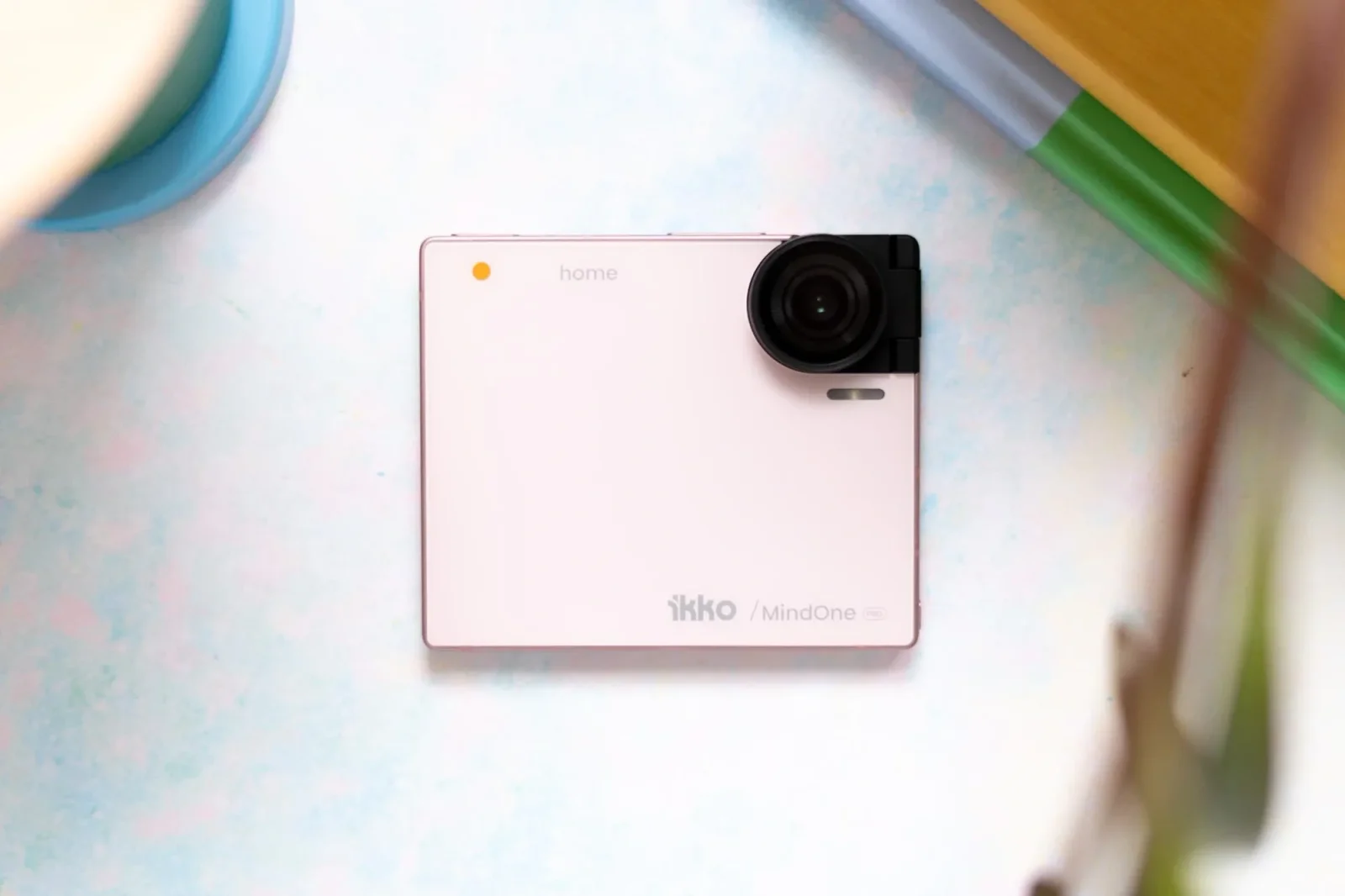 Ikko MindOne Pro: Kvadrat ekranlı smartfon niyə gözləntiləri doğrultmadı?