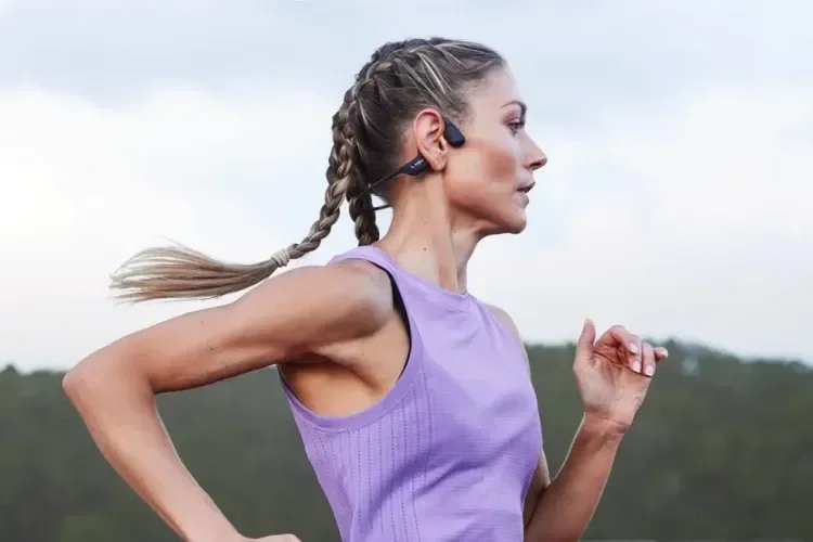 “Shokz OpenRun Pro” qulaqlıqları yanvar ayından bəri ən aşağı qiymətə satılır