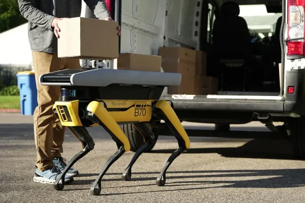 Boston Dynamics 'Spot' robotu çatdırılma prosesini avtomatlaşdırmağı hədəfləyir