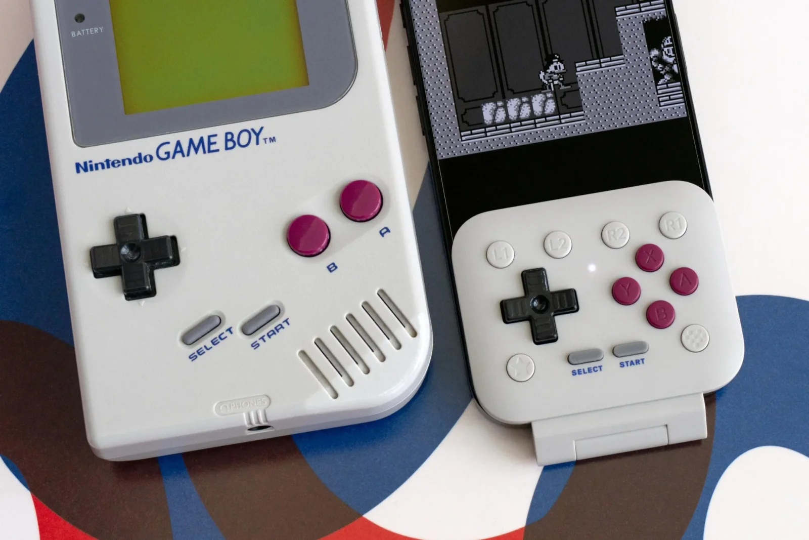 8BitDo FlipPad: Smartfonlar üçün ən yığcam oyun nəzarətçisi təqdim edildi