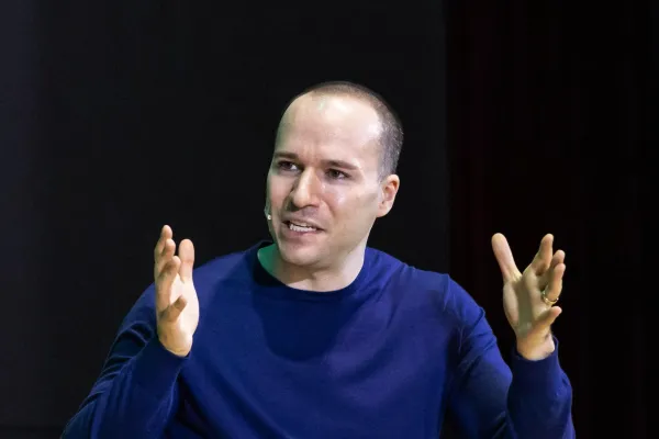 OpenAI süni intellekt üçün xüsusi cihazlar ailəsi hazırlayır