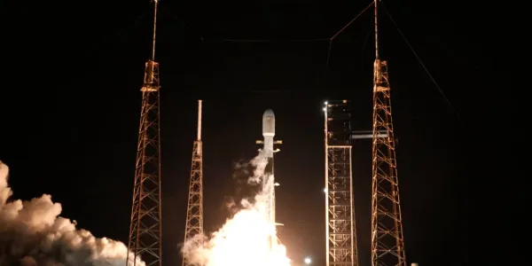 SpaceX və "AST SpaceMobile" qlobal peyk rabitəsi üçün növbəti addımı atdı