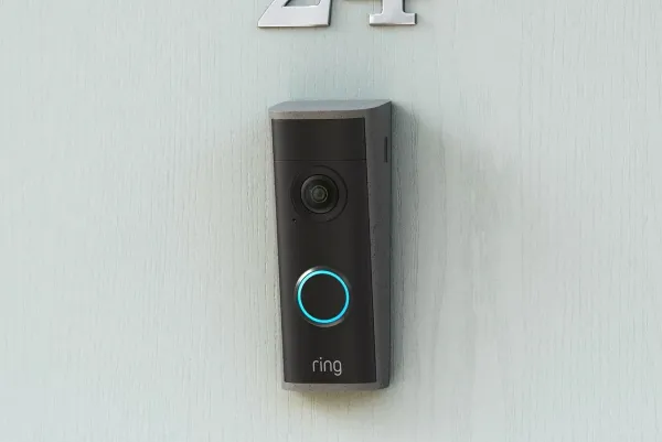 “Ring” şirkəti “Peephole Cam 2K” adlı yeni qapı zəngi kamerasını təqdim etdi