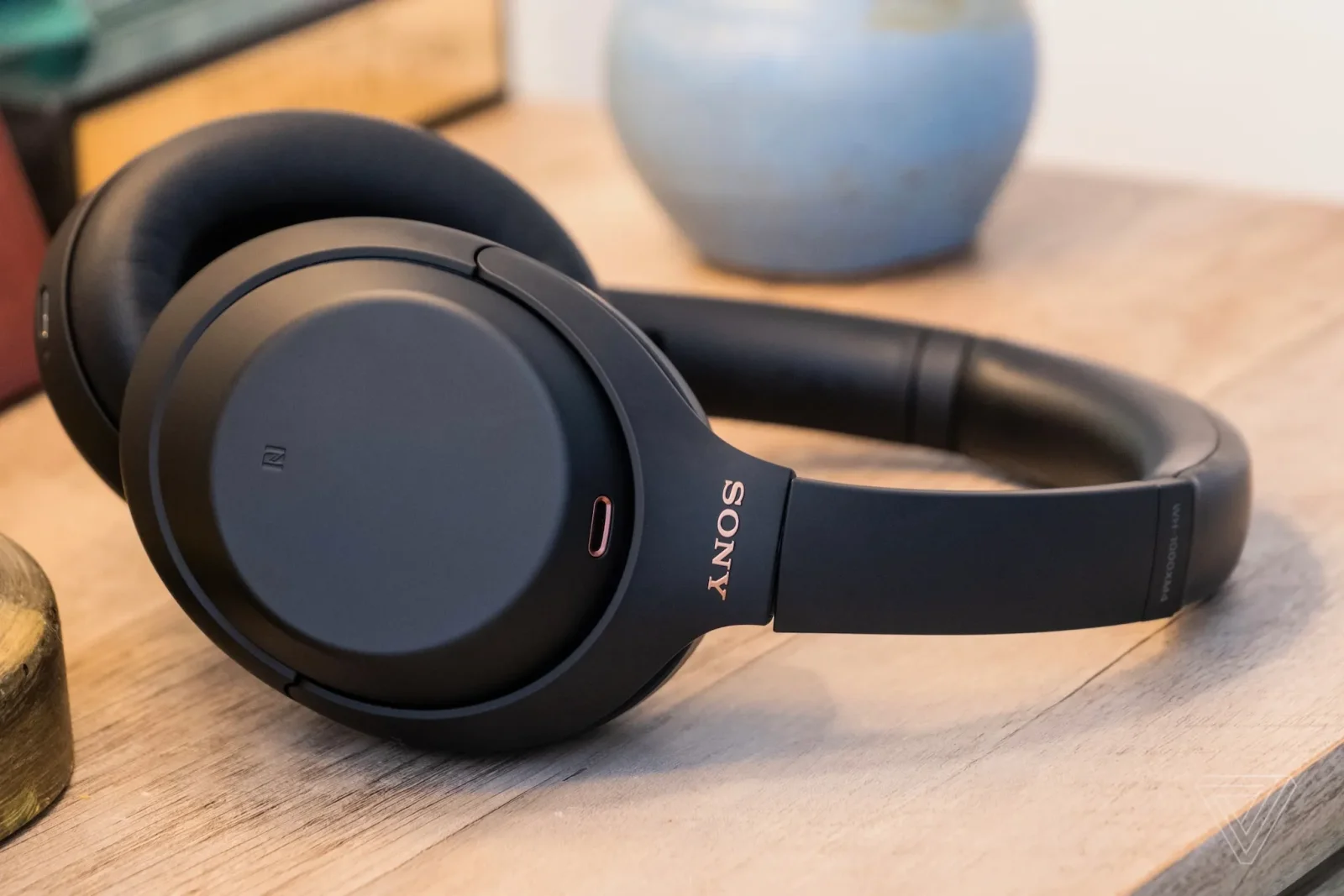 Sony daha münasib qiymətə yeni "WH-1000XM4C" qulaqlıqlarını təqdim etməyə hazırlaşır