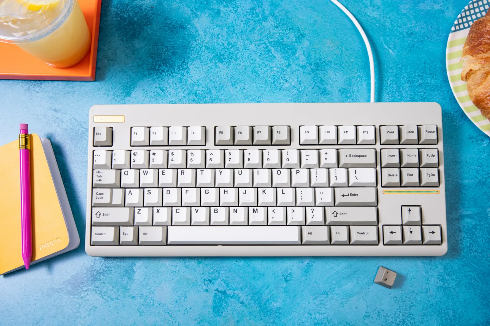 “Classic-TKL Underscore Edition”: Retro dizaynlı mexaniki klaviatura artıq yığılmış vəziyyətdə
