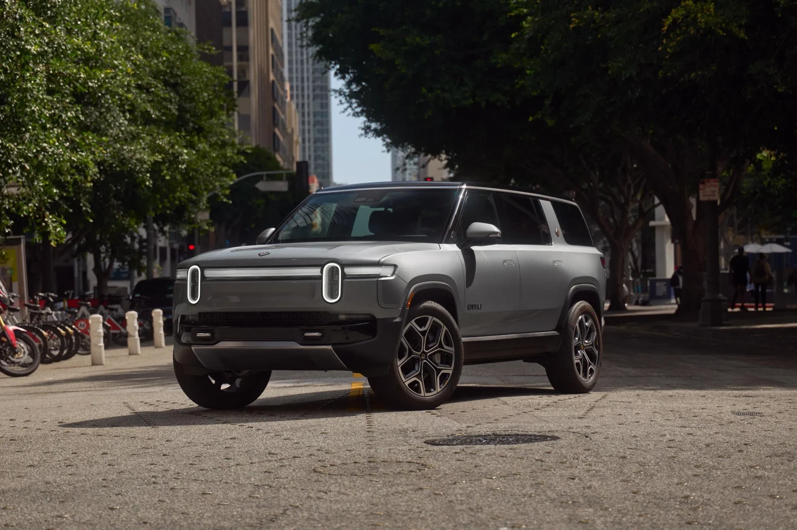 Rivian R1S avtomobilləri üçün yeni oturacaq konfiqurasiyası təqdim edilir
