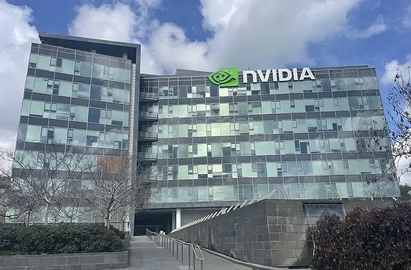 Nvidia və OpenAI 105 milyard dollarlıq nəhəng data-mərkəz layihəsinə başlayır