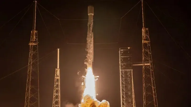 SpaceX “Falcon 9” raketlərinin istismarını dayandırmağa hazırlaşır