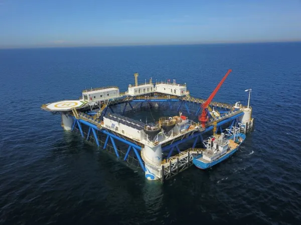 Çində bambukdan hazırlanan ilk 100 kVt-lıq üzən günəş platforması sınaqdan keçirilir