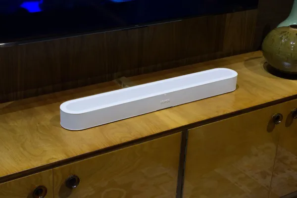Sonos Beam Ultra: Yeni səs paneli və təsirli səs keyfiyyəti