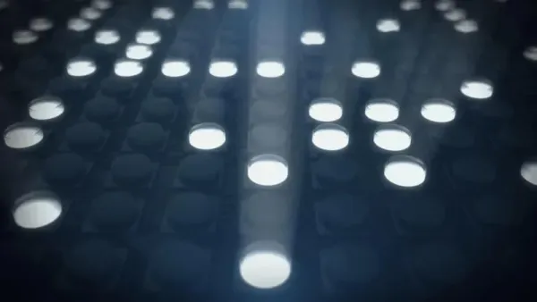 TCL şirkəti Samsung-u Mini LED texnologiyası ilə bağlı istehlakçıları aldatmaqda ittiham edir