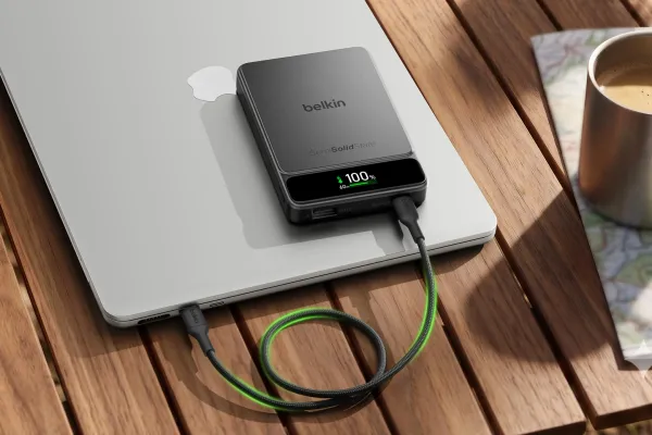 Belkin ilk dəfə yarımkeçirici (semi-solid-state) texnologiyalı enerji banklarını satışa çıxarır