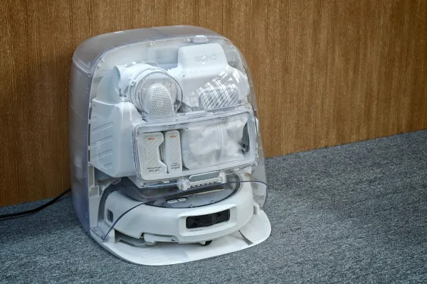 DJI yeni "Romo 2" robot tozsoranını təqdim etdi: Maneələri aşma və məxfilik ön planda