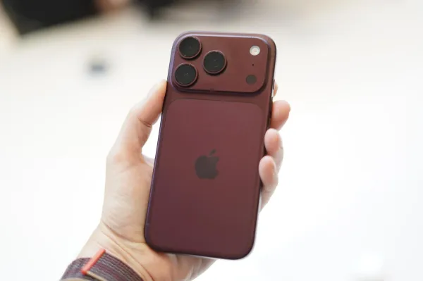 Apple yeni "iPhone 18 Pro" və "iPhone 18 Pro Max" modellərini təqdim etdi