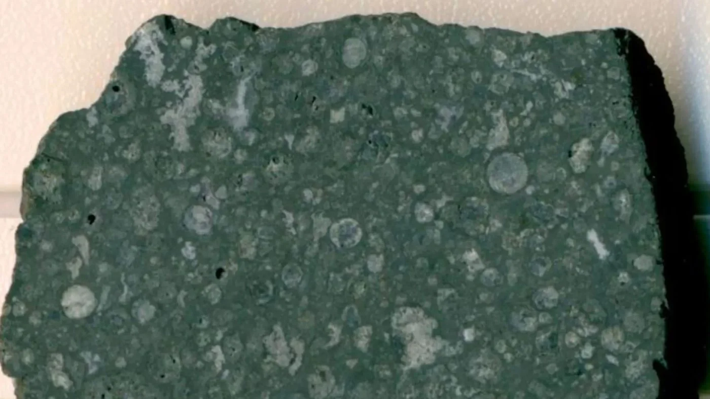 Meteoritlərdə 4,5 milyard illik qədim üzvi maddələrin kimyəvi izləri tapılıb