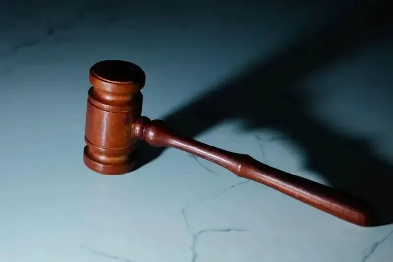 Apple patent davasında məğlub oldu: 5,7 milyard dollar təzminat tələb edilir