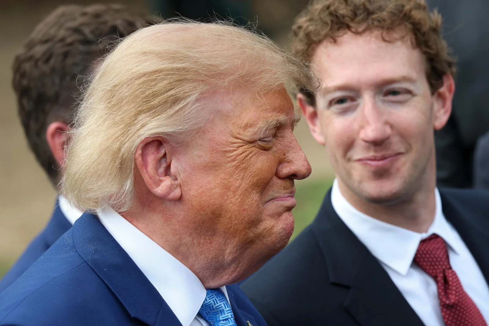Donald Trump və texnologiya nəhəngləri yeni süni intellekt təhlükəsizlik planını müzakirə edib