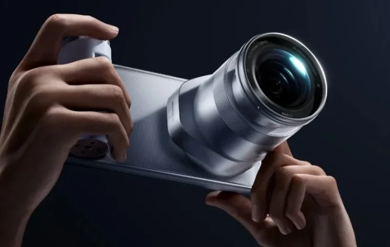 Huawei-dən yeni flaqman: Mate 90 Pro Max və modulyar kamera sistemi
