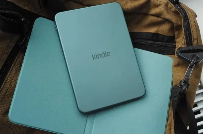 Amazon yeni nəsil "Kindle" oxuyucularını təqdim edib: Alüminium korpus və dəyişə bilən batareya