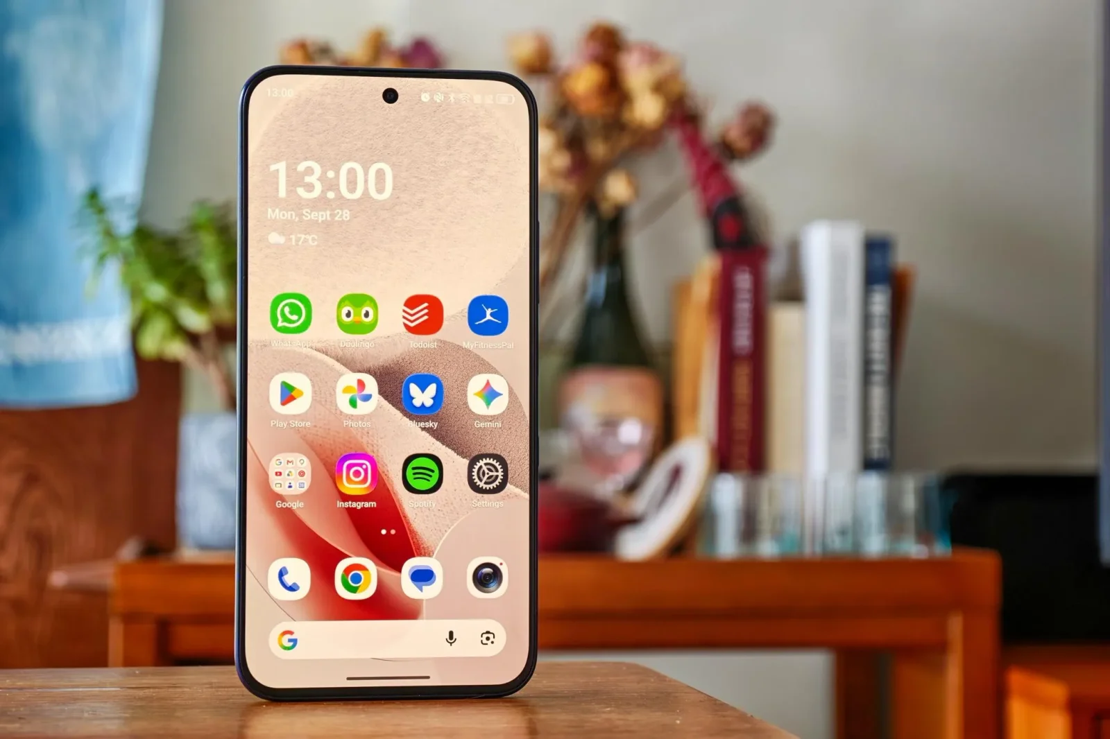 TCL P80 Ultra: Mat OLED ekran texnologiyası və gələcəyin smartfonları
